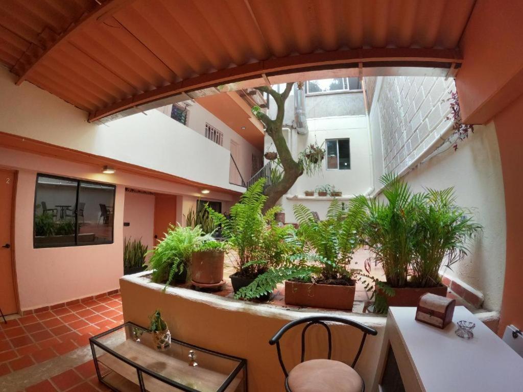 Hostal Casa Primavera Medellín Esterno foto