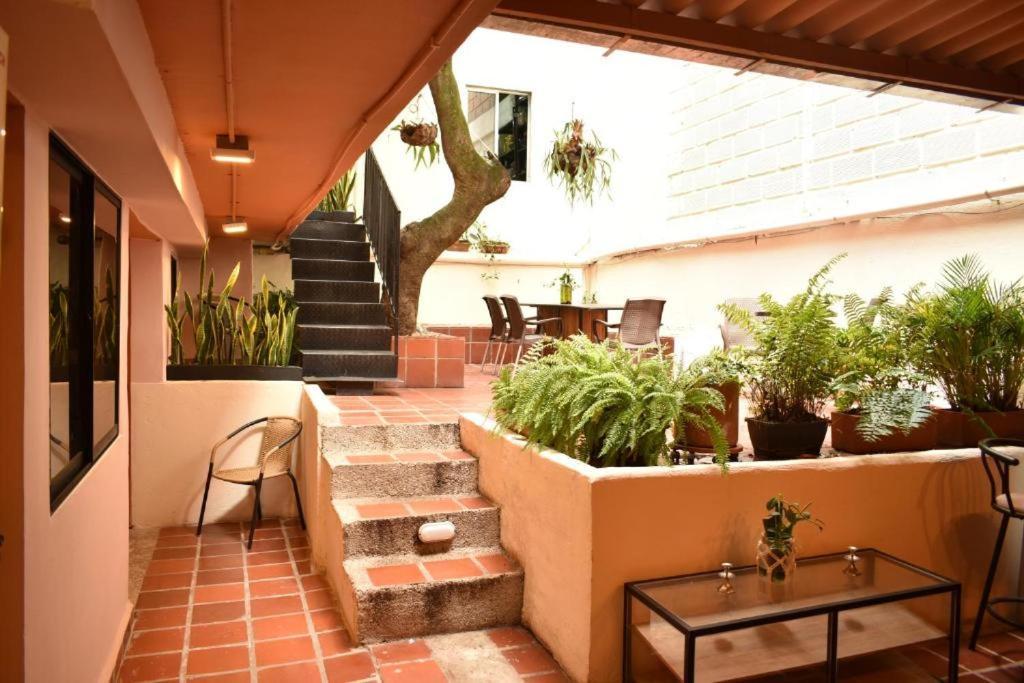 Hostal Casa Primavera Medellín Esterno foto