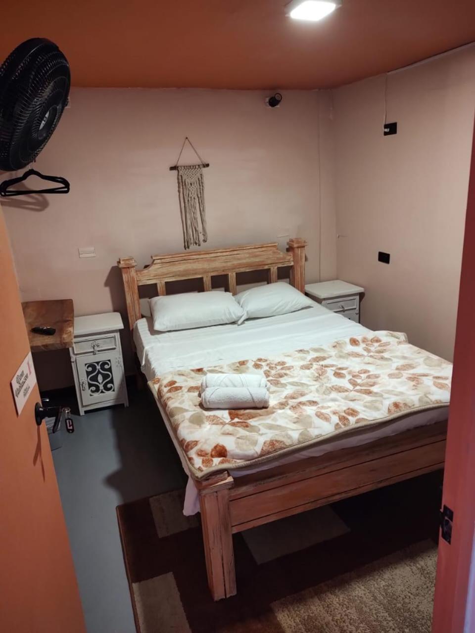 Hostal Casa Primavera Medellín Esterno foto